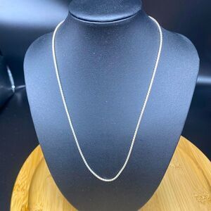 Ladies 925 Italian made silver box chain necklace 16” long